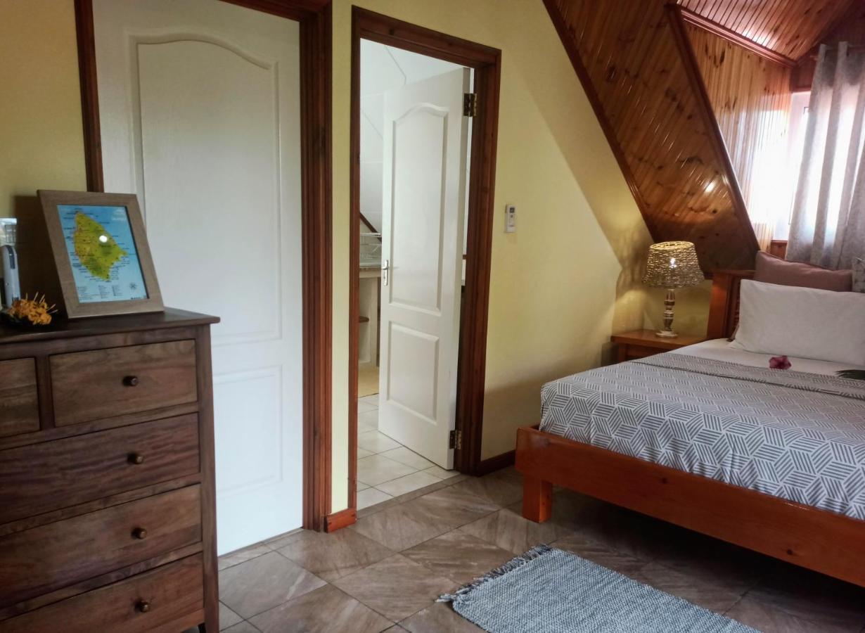 Апартаменты Badamier Self-Catering Ла-Диг Экстерьер фото