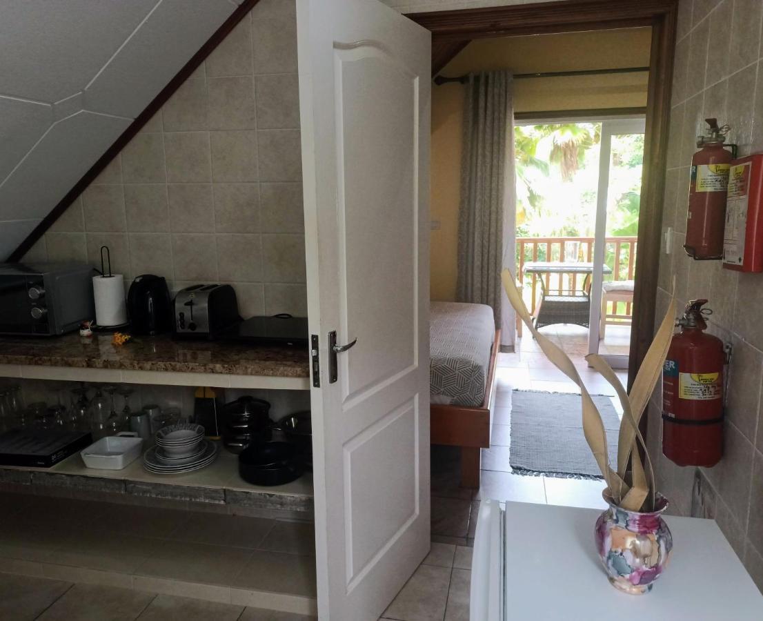 Апартаменты Badamier Self-Catering Ла-Диг Экстерьер фото