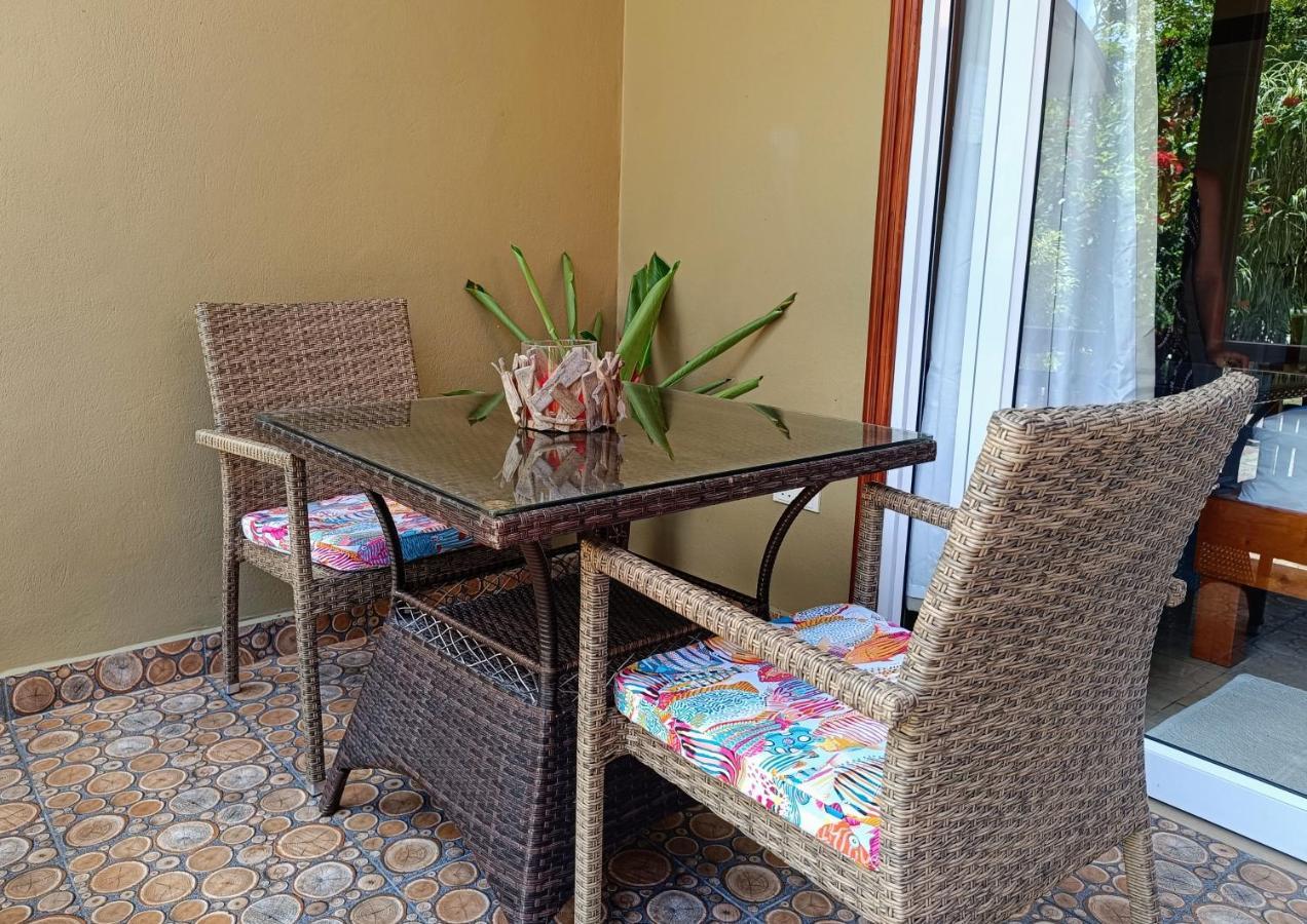 Апартаменты Badamier Self-Catering Ла-Диг Экстерьер фото
